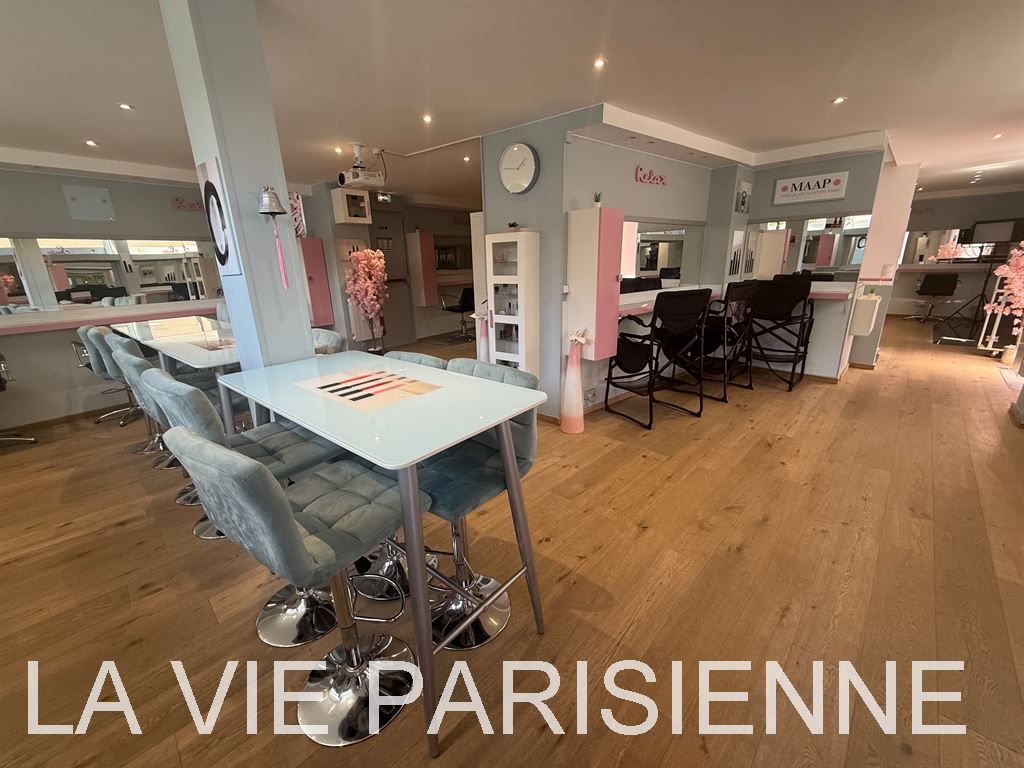 commerce en vente sur PARIS (75015)