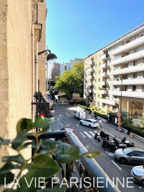 appartement 2 pièces en location sur PARIS (75015)