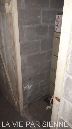 box en vente sur PARIS (75014)