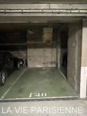 parking intérieur en location sur PARIS (75015)