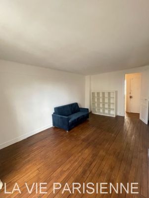 studio en location sur PARIS (75015)